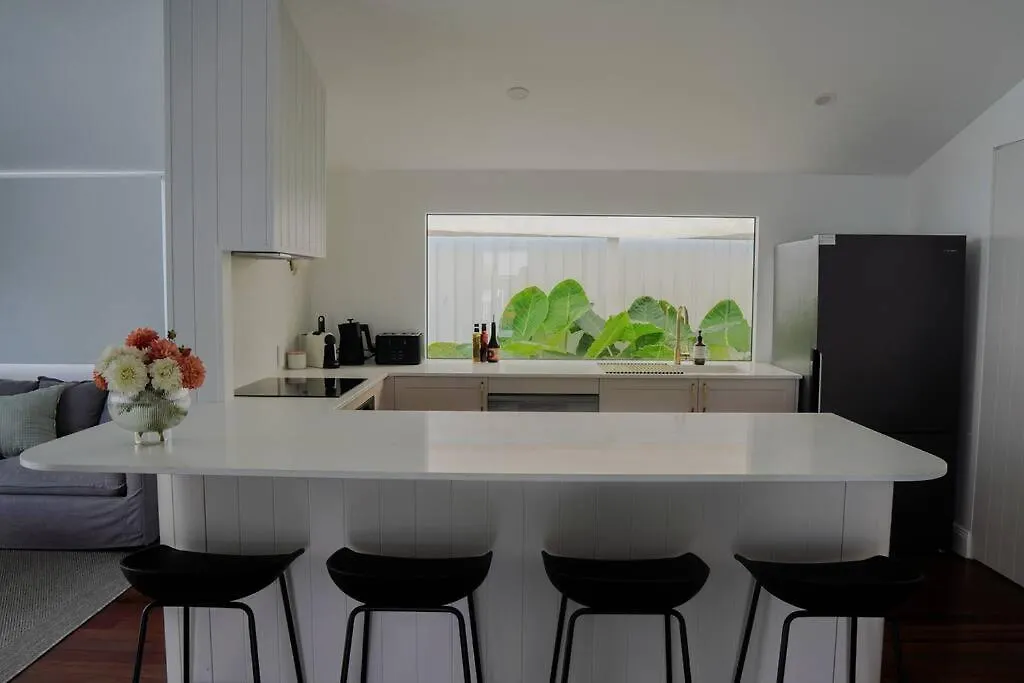 Villa Springhill Retreat - Inner-City, Pool + Sauna Brisbane
